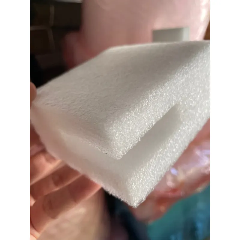 Xưởng Nhận Sản Xuất Xốp PE Foam Định Hình Lót Góc Theo Yêu Cầu